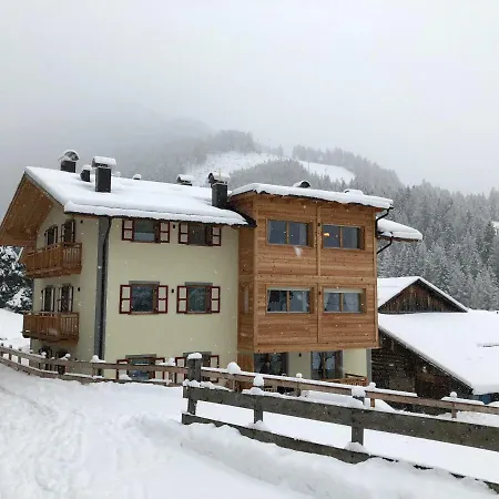 Casa Chris By Ama Val Di Fassa Apartment Pozza di Fassa Exterior photo