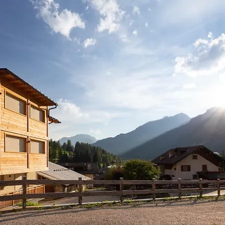 Casa Chris By Ama Val Di Fassa Apartment Pozza di Fassa Exterior photo